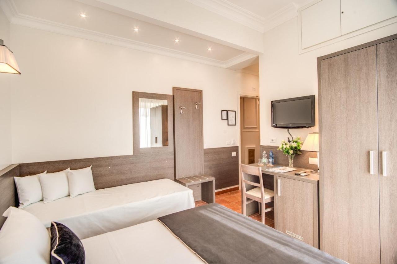 Hotel Mirti Рим Екстер'єр фото