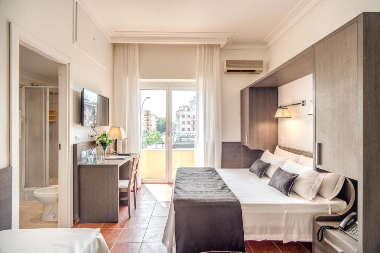 Hotel Mirti Рим Екстер'єр фото