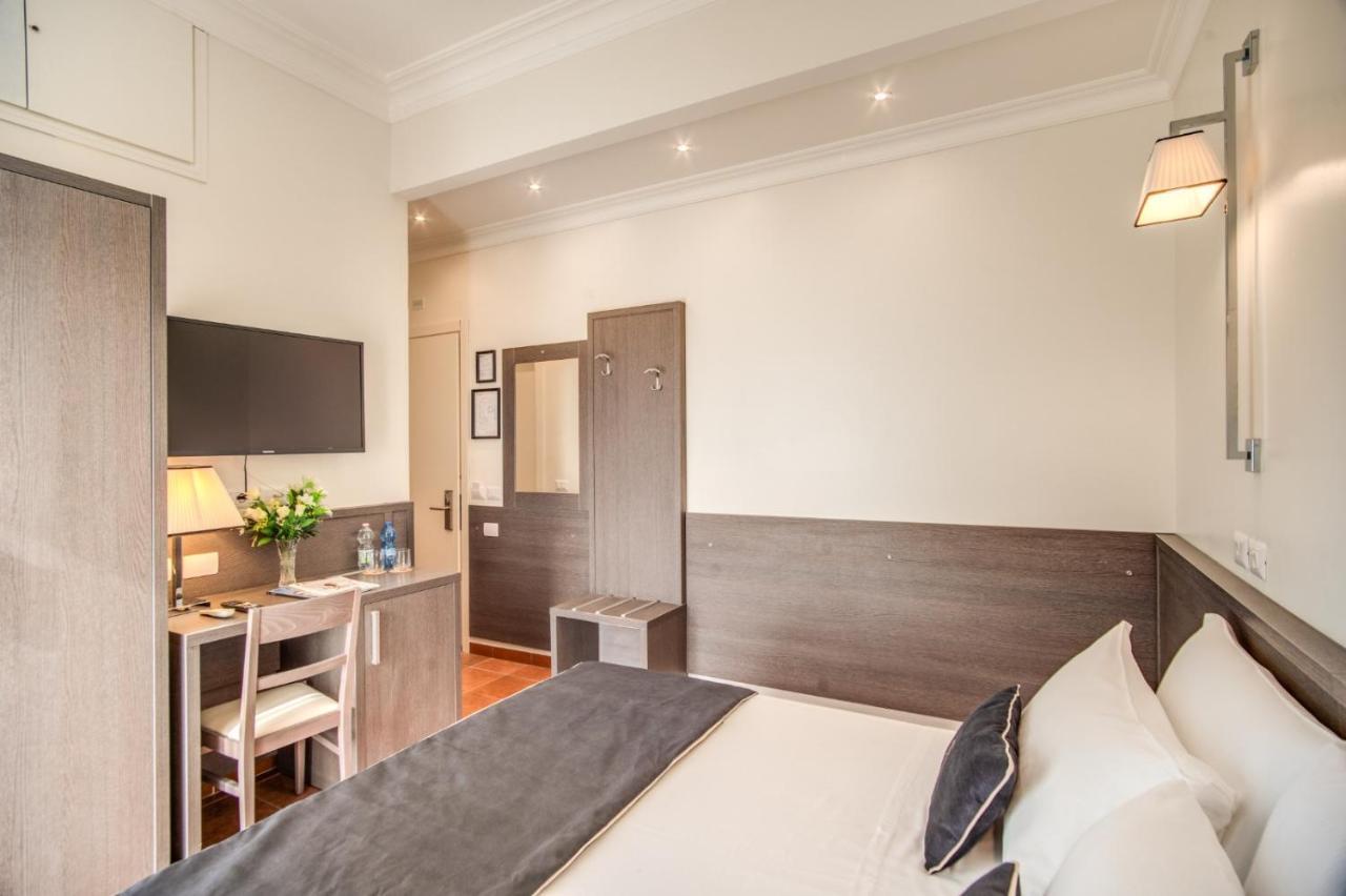 Hotel Mirti Рим Екстер'єр фото