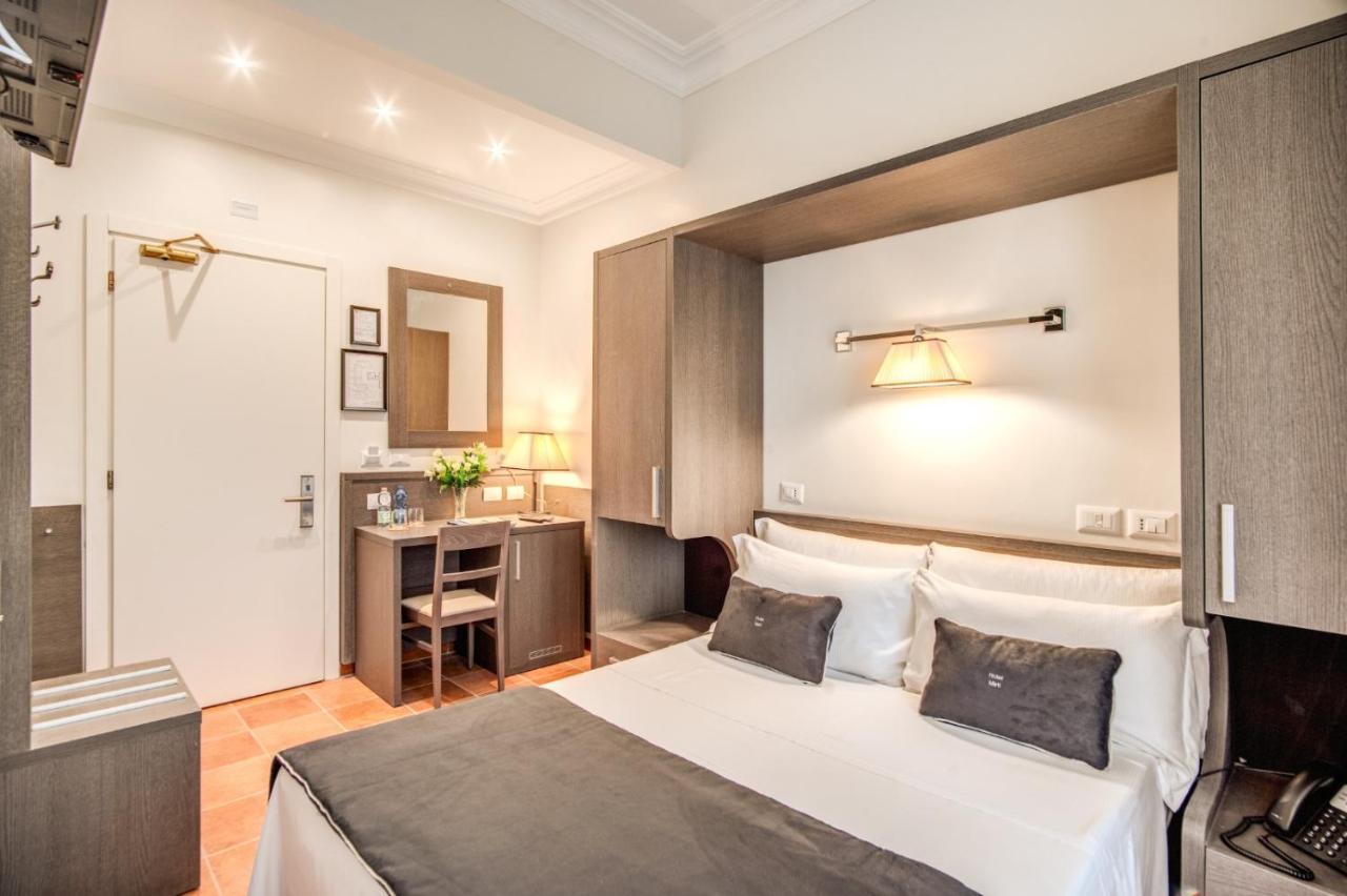 Hotel Mirti Рим Екстер'єр фото